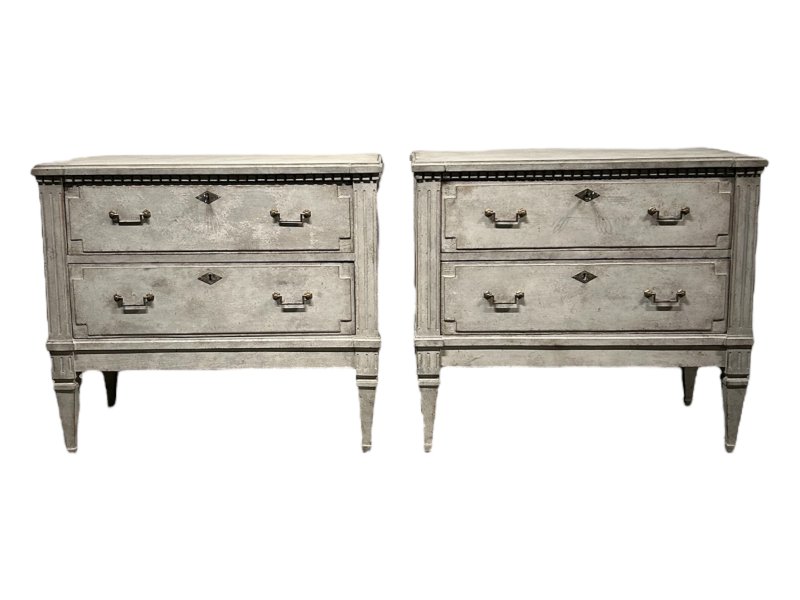 Pair of Gustavian-style Chests of Drawers Ref. 24054